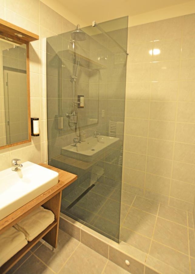 Hotel Karlova Prague - Mostecka 10 St Depandance المظهر الخارجي الصورة