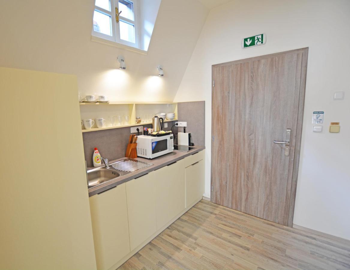 Hotel Karlova Prague - Mostecka 10 St Depandance المظهر الخارجي الصورة