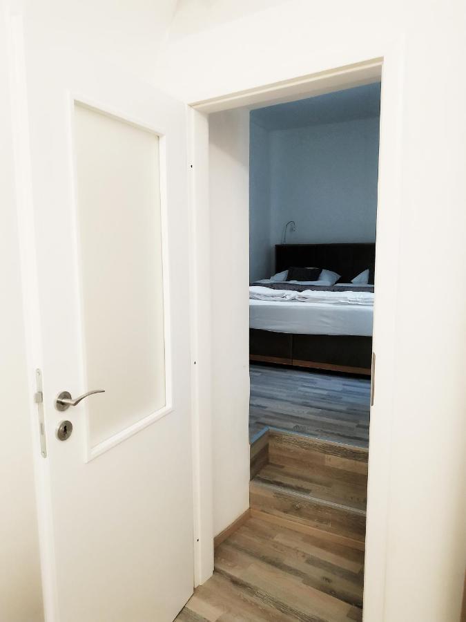 Hotel Karlova Prague - Mostecka 10 St Depandance المظهر الخارجي الصورة